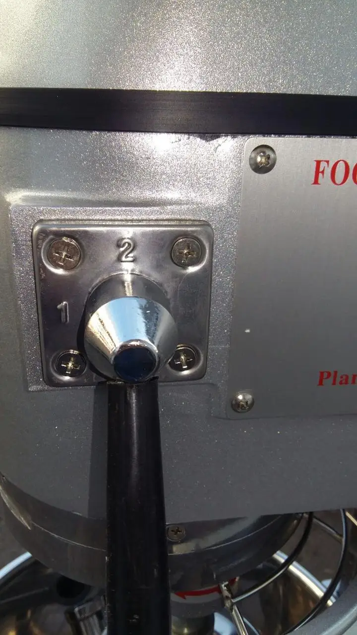 Планетарний міксер hr 30 для різних видів тіста та крема