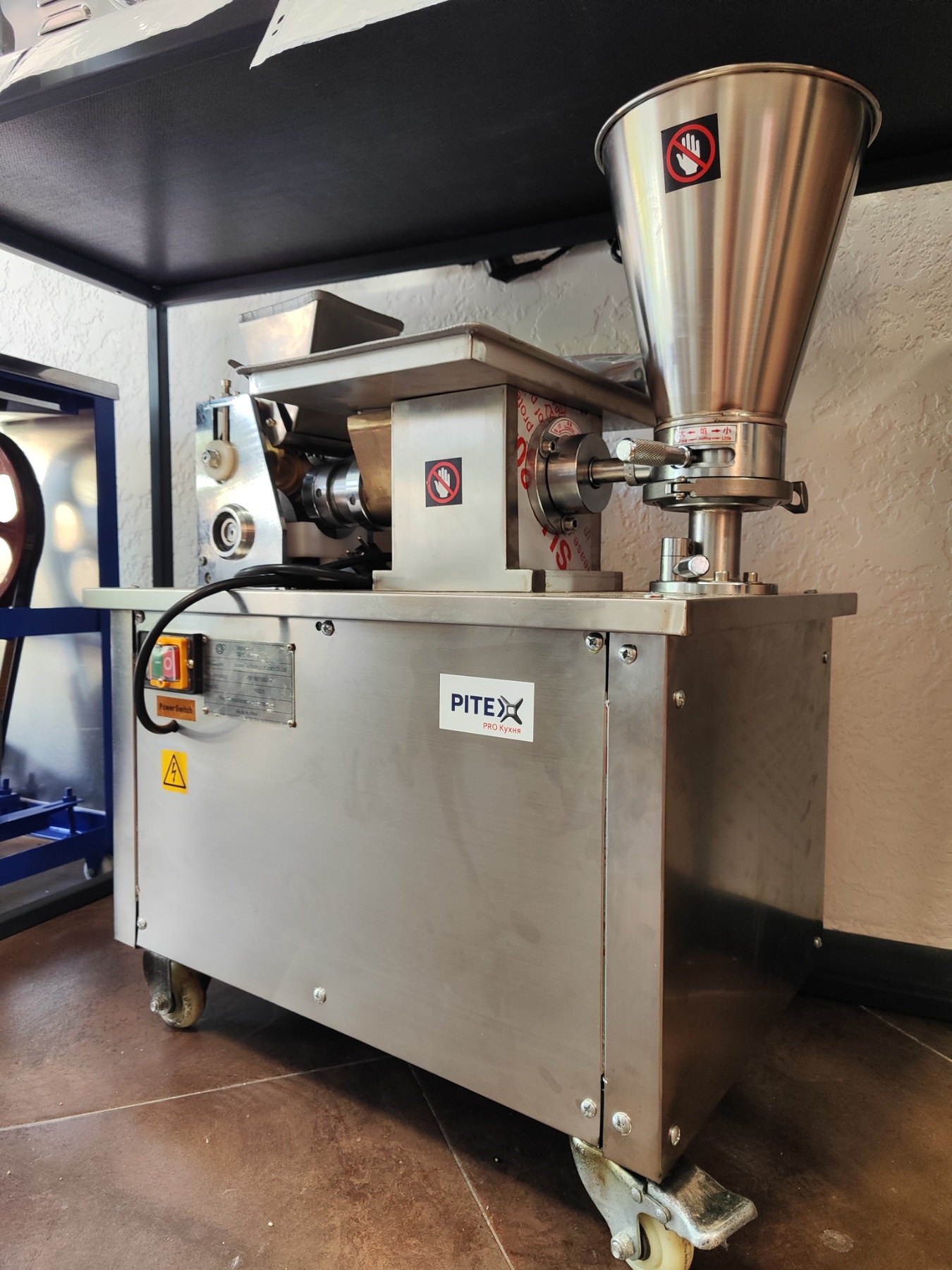 Пельменний апарат pitex p1 пельмені, вареники (в комплекті дві форми)