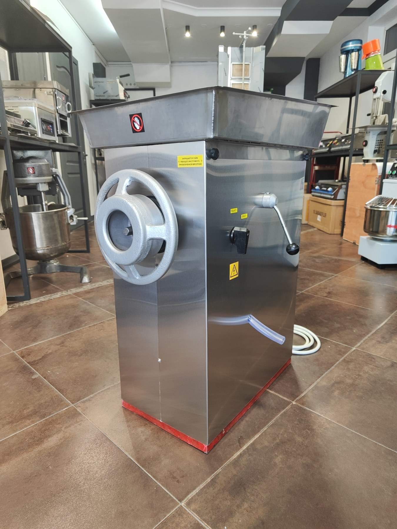 М'ясорубка промислова МІМ 105 ТоргМаш, 500 кг/годину, 380В