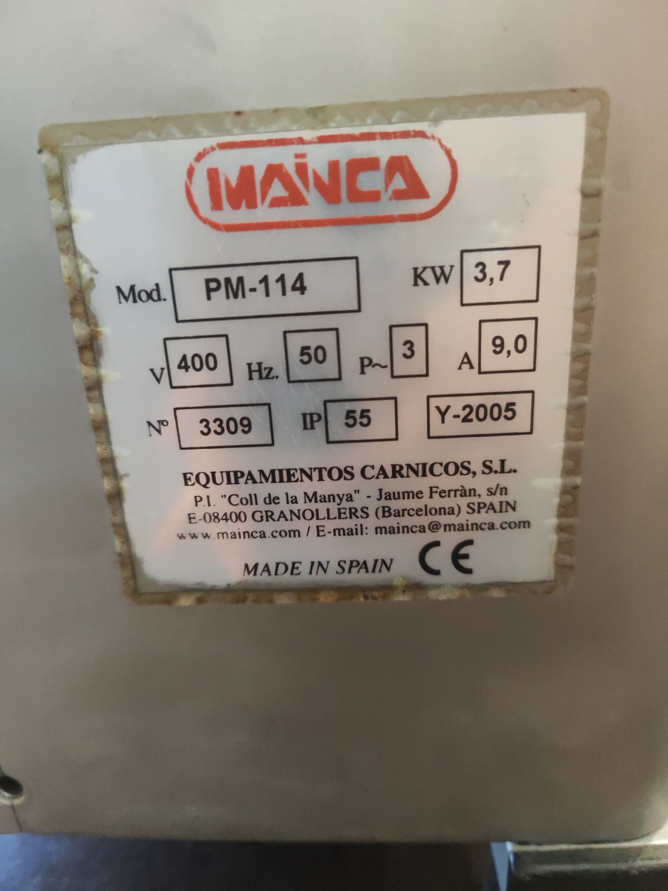 Промислова м'ясорубка mainca pm 114