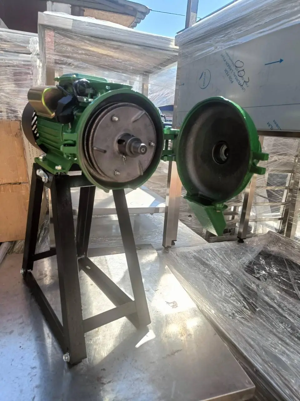 Дробарка-млин універсальна зі змінними жорнами (камінь + сталь) MFS-150 - Зображення 6