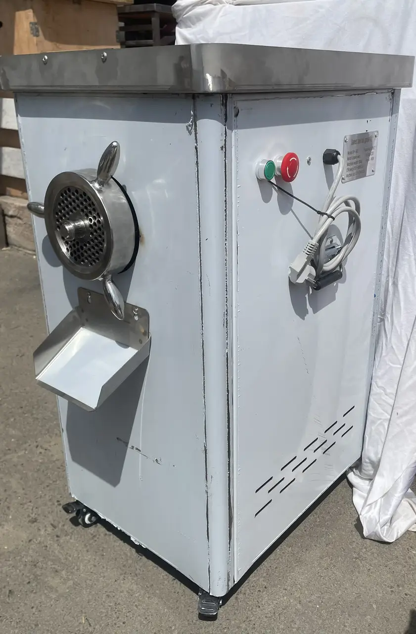 М’ясорубка промислова XH-S42 (800 кг/год)