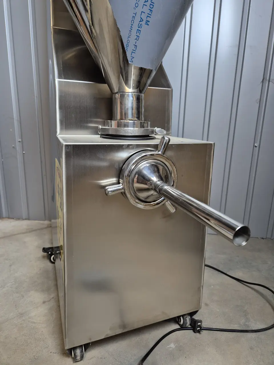 Електричний шприц для ковбас (100-300 кг/год) - Зображення 8