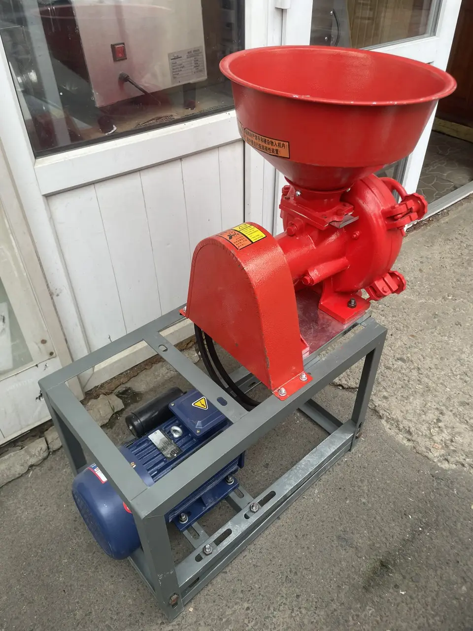 Дробарка зерна з регульованим помолом XH-260 - Зображення 4