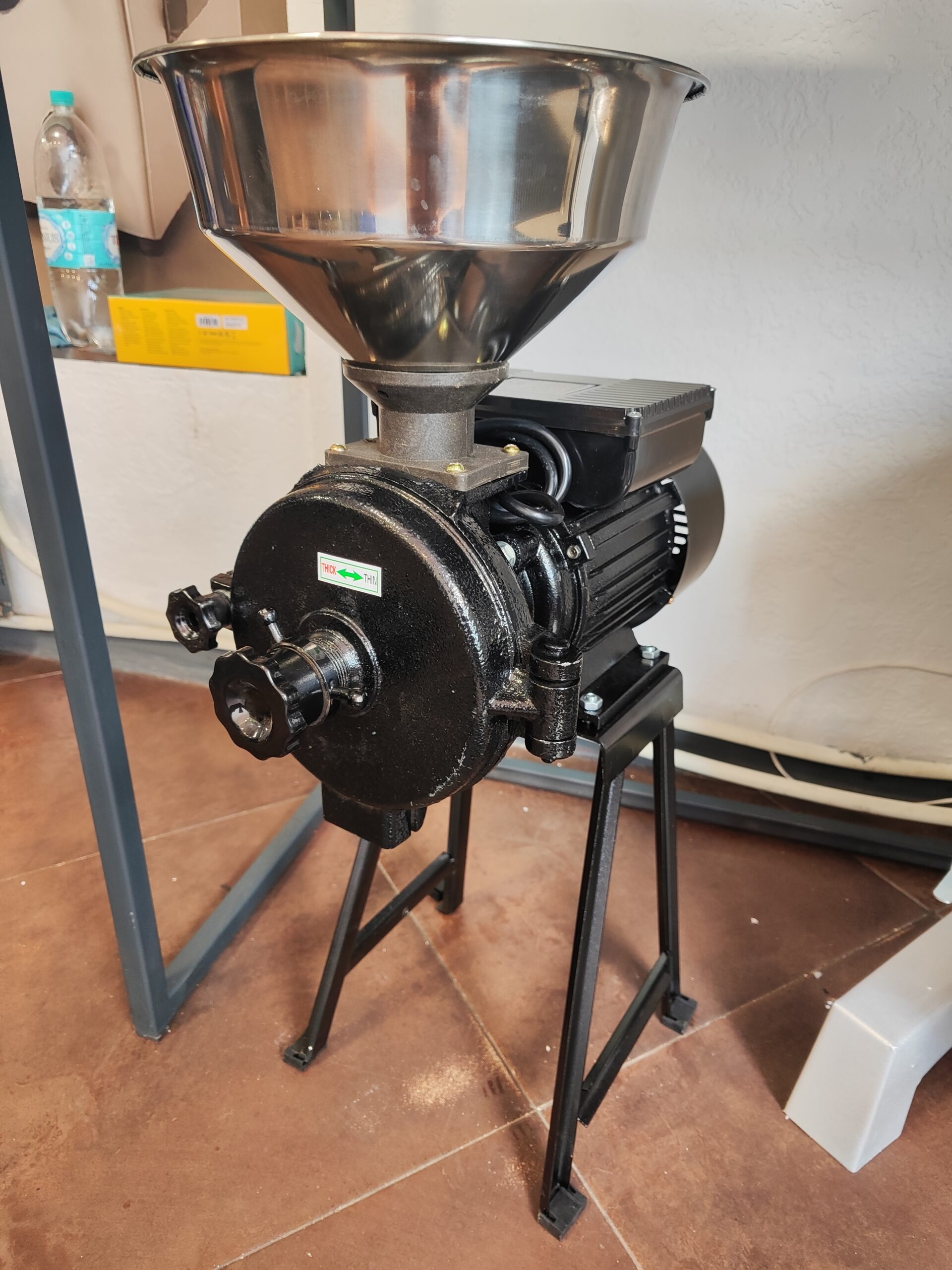 Дробарка-млин для кави, спецій, цукру, маку та інших сухих продуктів XH-150