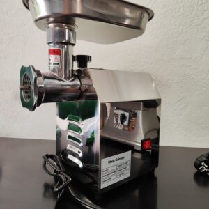 Промислова м’ясорубка HR-8, 220В 70 кг/годину