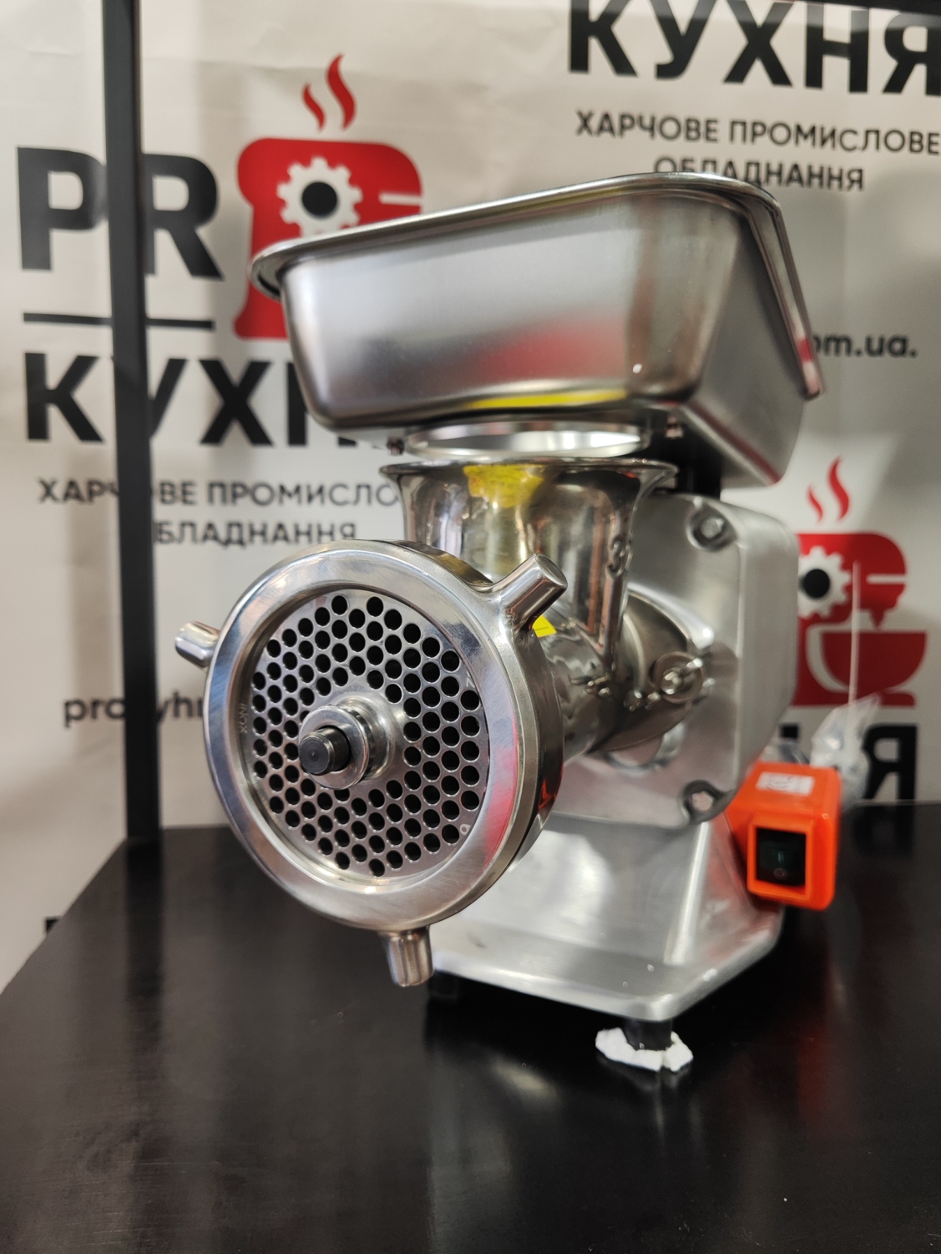 М’ясорубка промислова RY-32 (2200 Вт, продуктивність 350 кг/год) - Зображення 3