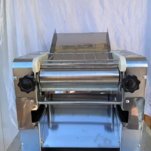 Професійна тісторозкатувальна машина (настільна, для щільного тіста) DZ300 на 300 мм