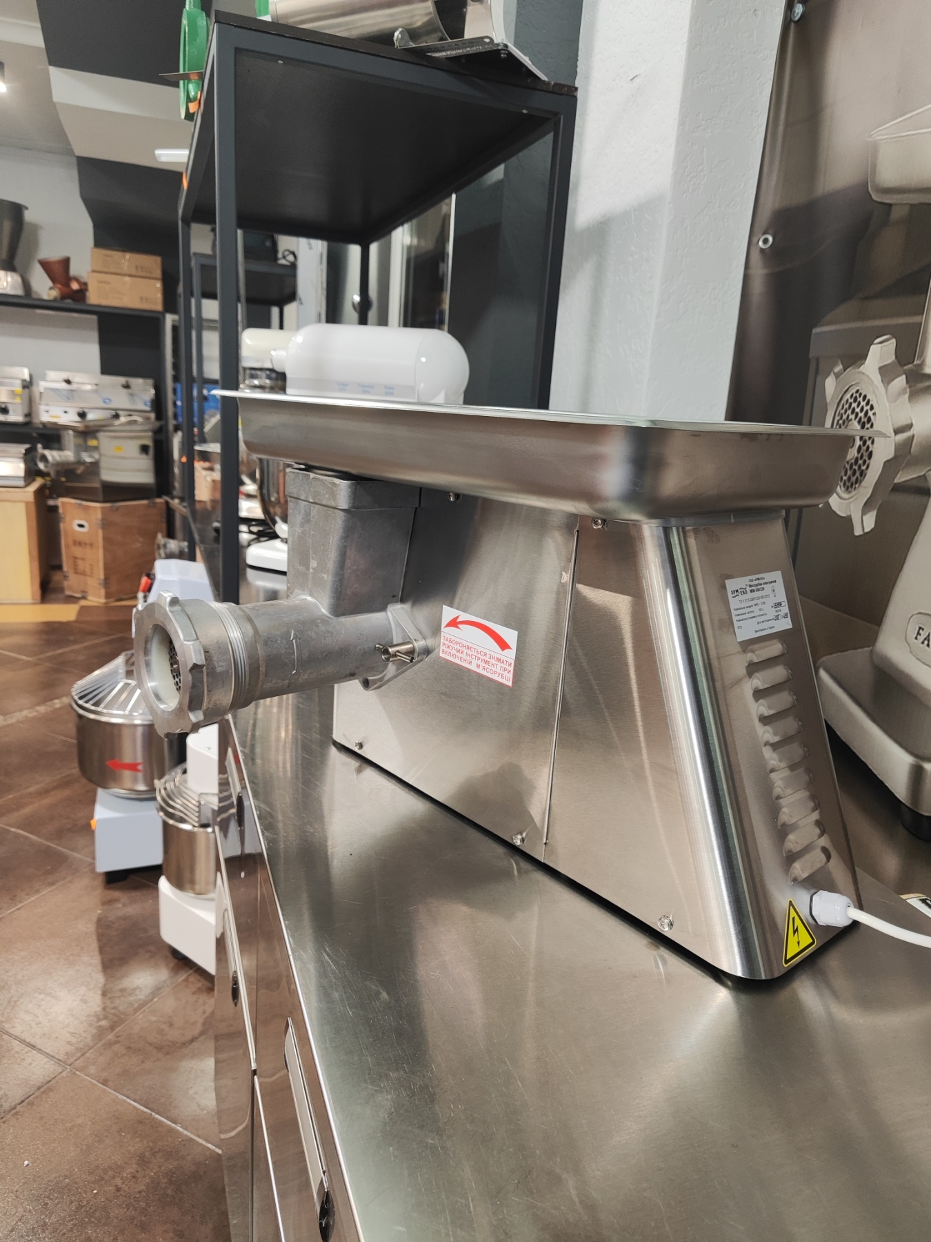 М’ясорубка МИМ-300 220В - Зображення 4