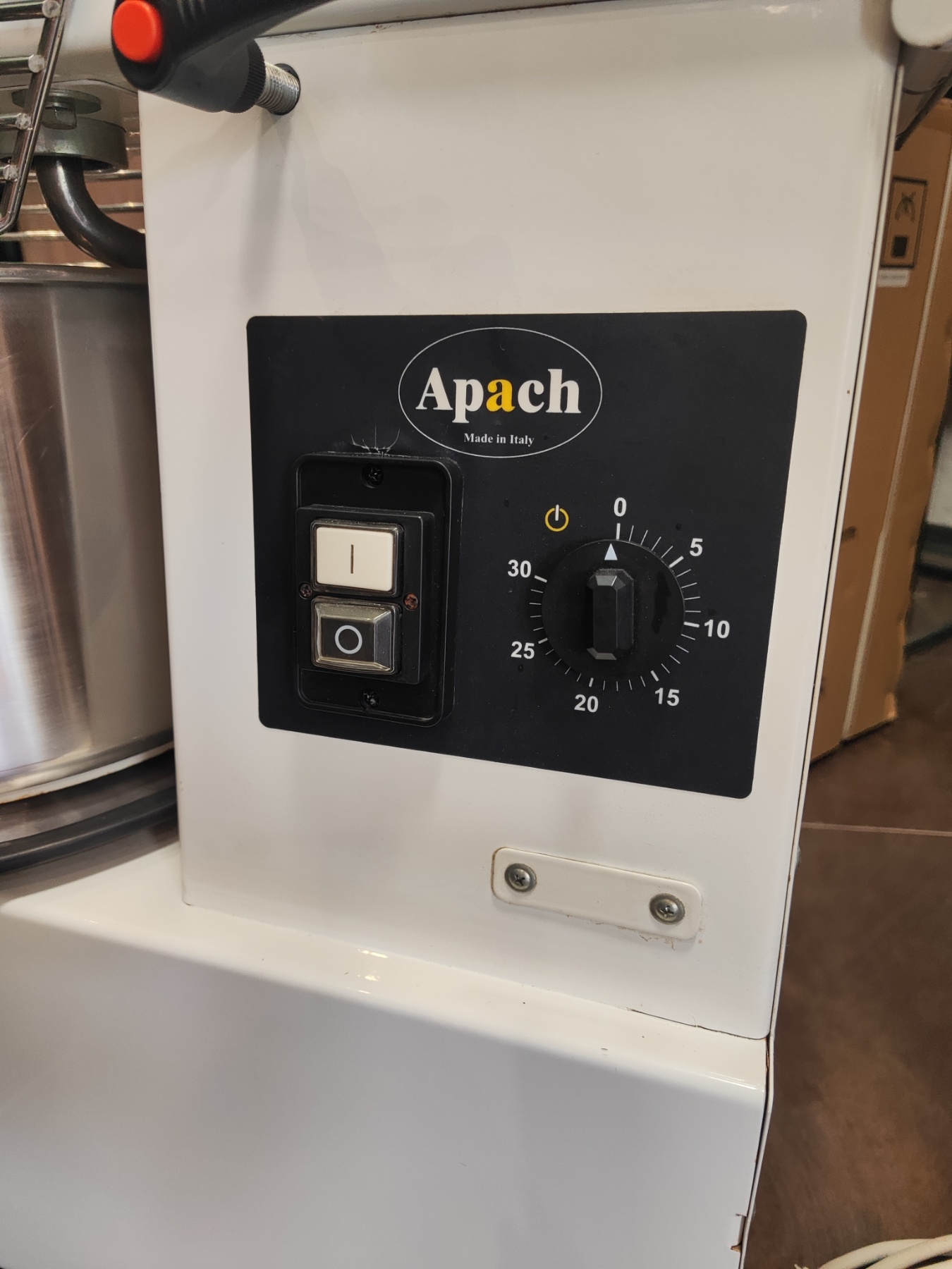 Тістоміс спіральний Apach Rising Spiral Mixer 22 літра, 220 В, зі знімною діжею, Італія - Зображення 6